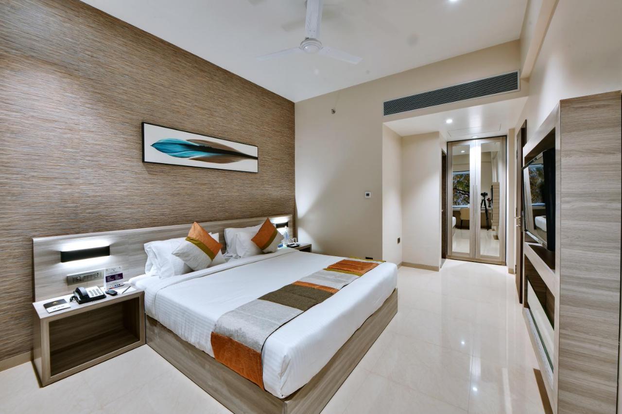Click Hotel Pithampur Mhow Exterior foto